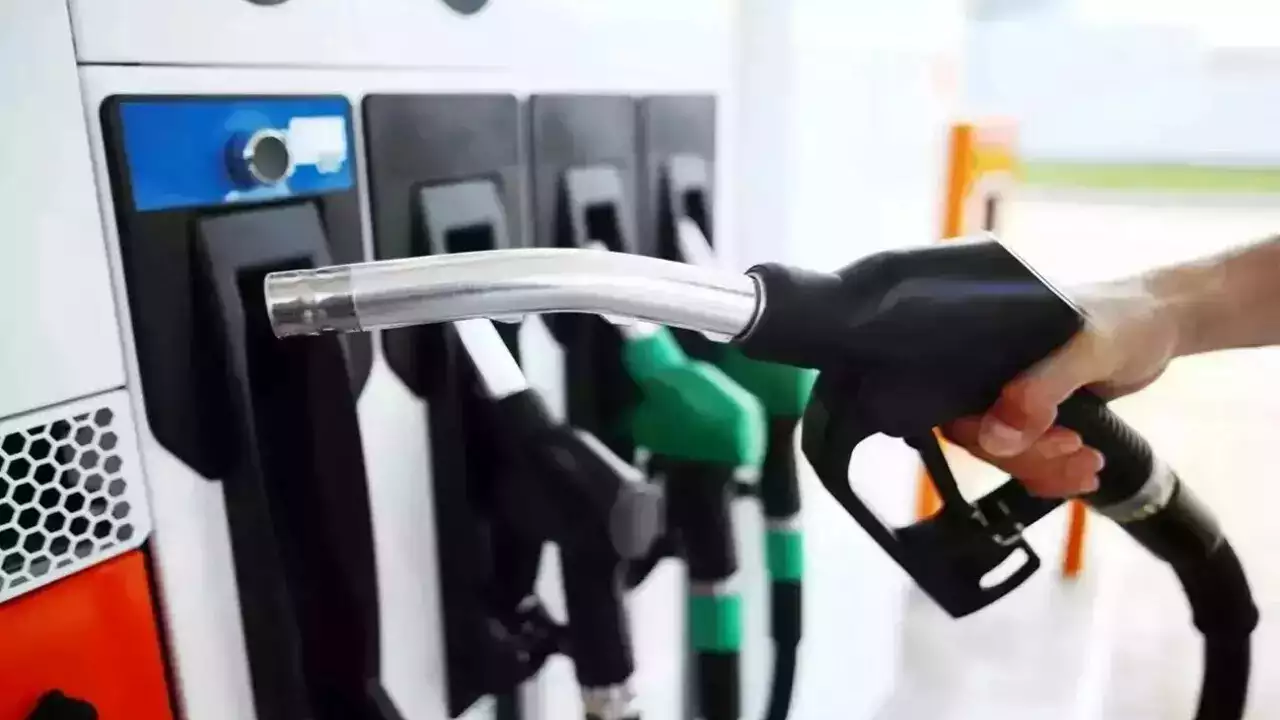 Petrol Diesel Price: Crude Oil Prices Continue To Fall, Change In Petrol-Diesel Prices?