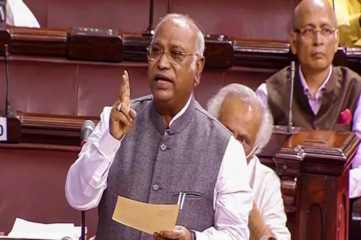 “Government Resorting To Hitler-Shahi”, Says Kharge On Mic Being Turned Off In Parliament
