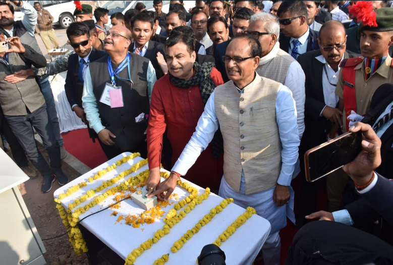 CM Shivraj Singh Chouhan & Union MInister Nitin Gadkari