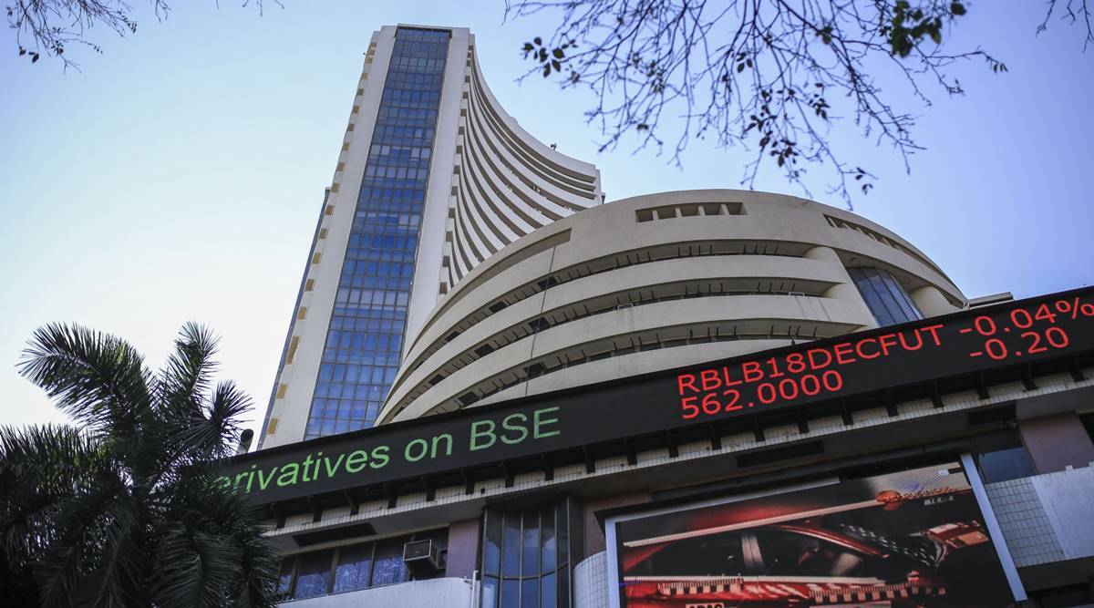 Opening Bell: Sensex & Nifty Open In Green