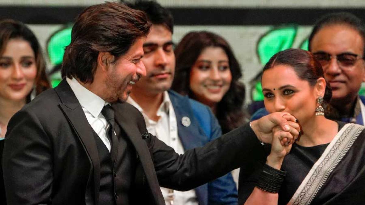 Rani Mukherji At KIFF with Shahrukh Khan