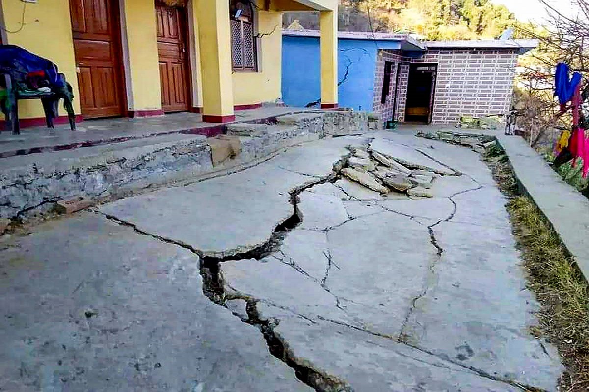 Joshimath Land Subsidence: Joshimath Divided Into Three Zones, Buildings With Maximum Cracks To Be Demolished Soon