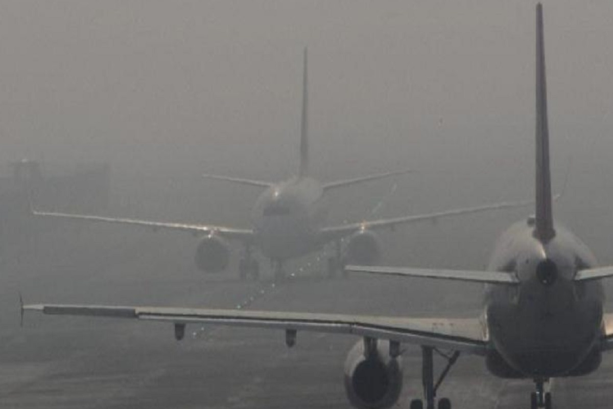 Flights And Trains Delay Amid Cold Waves; Delhi Airport Issues Advisory