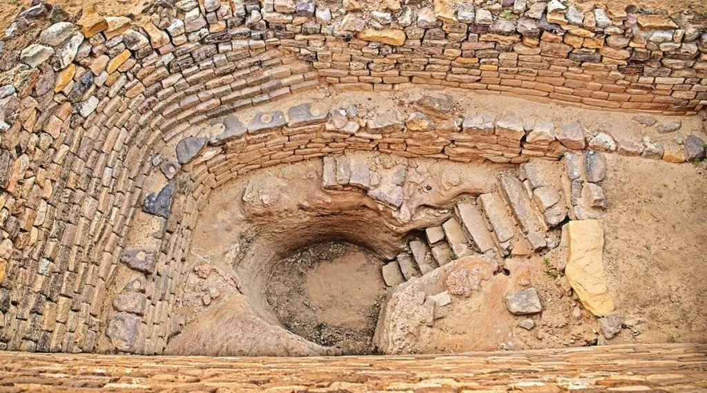 Indian archeology: Dholavira