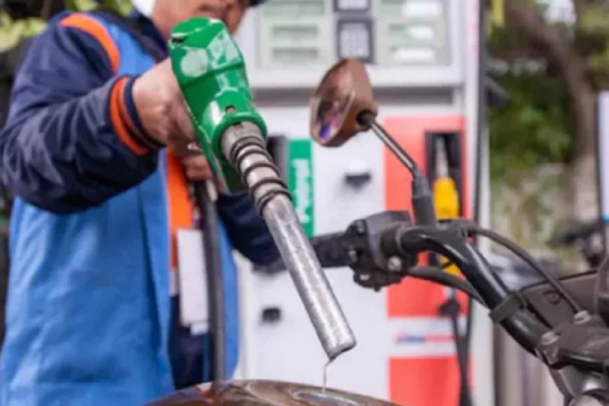 Fuel Price Remains Unchanged Today, Ahead The New Year: Check The Fuel Price Of Cities