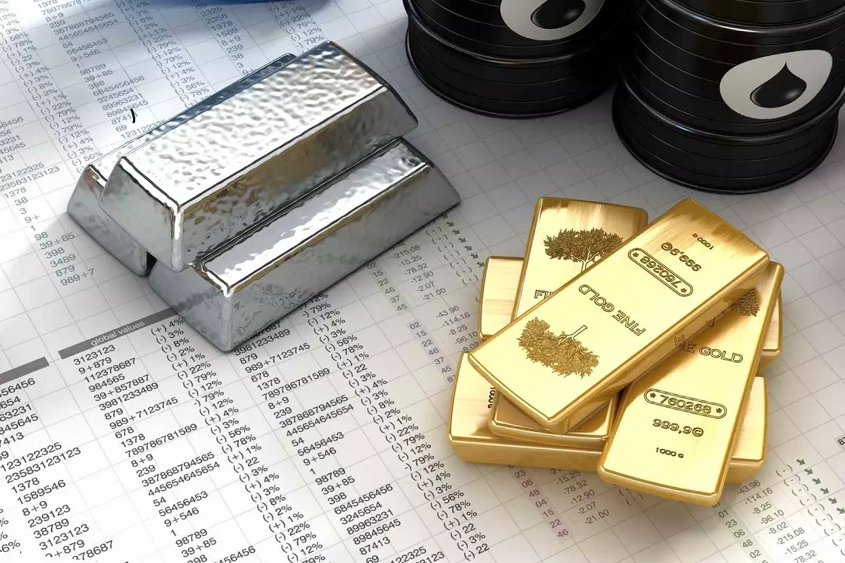 Market on Top: Gold And Silver Futures Rise Today
