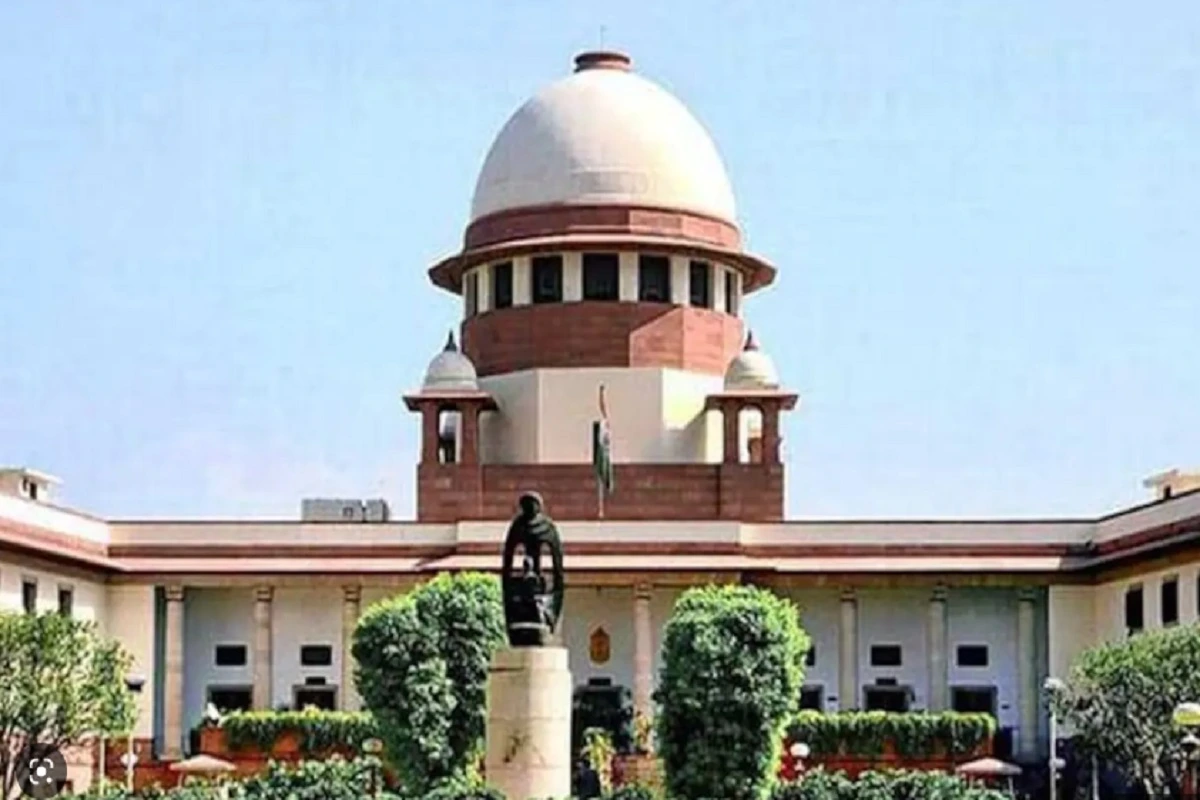 On Apr 28, SC Agrees To Hear A Petition Challenging Constitutional Validity Of Provision In Maternity Benefit Act