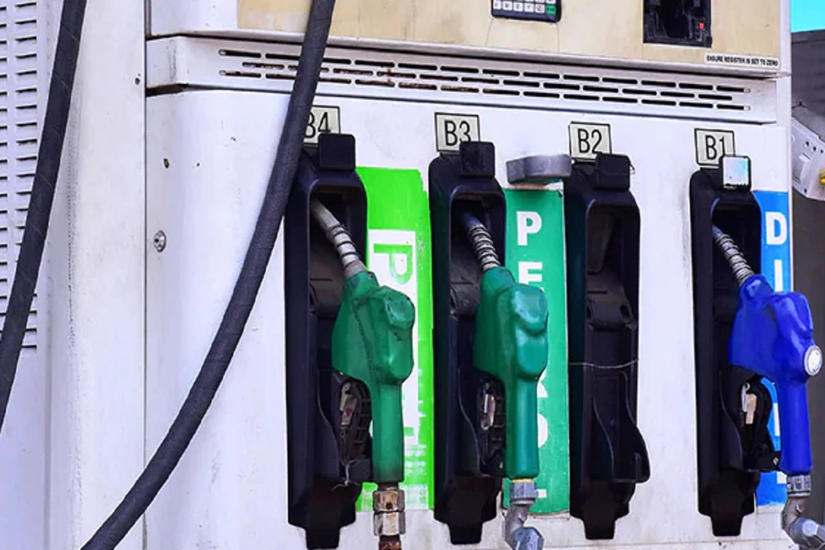 12 March 2023: Petrol-Diesel Rates Remain Unchanged Today, Check Prices