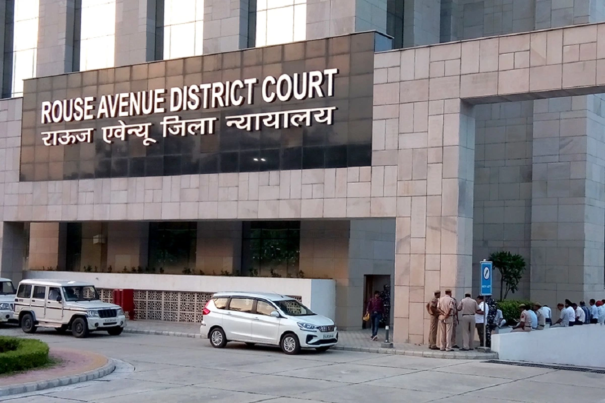 Excise Police Scam Case: Delhi Court Extends Judicial Custody Of Raghav Magunta, Rajesh Joshi