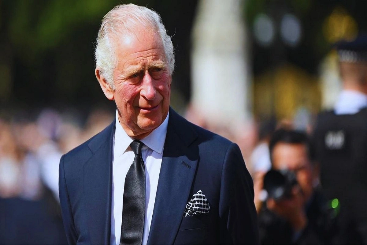 UK To Offer Public Bodies Free Portraits Of King Charles III