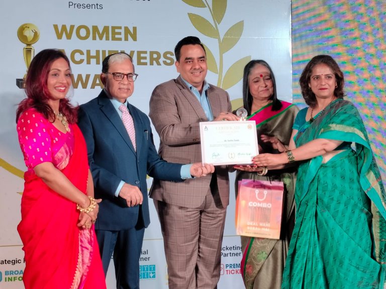 Bharat Express’ Chairman Upendrra Rai Attended Women Achievers Award, Honoured Women Who Made Their Own Identity