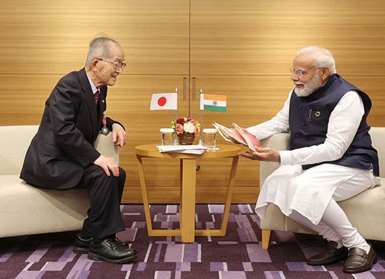 PM Modi Interacts With Renowned Japanese Author, Padma Shri Awardee Tomio Mizokami In Hiroshima
