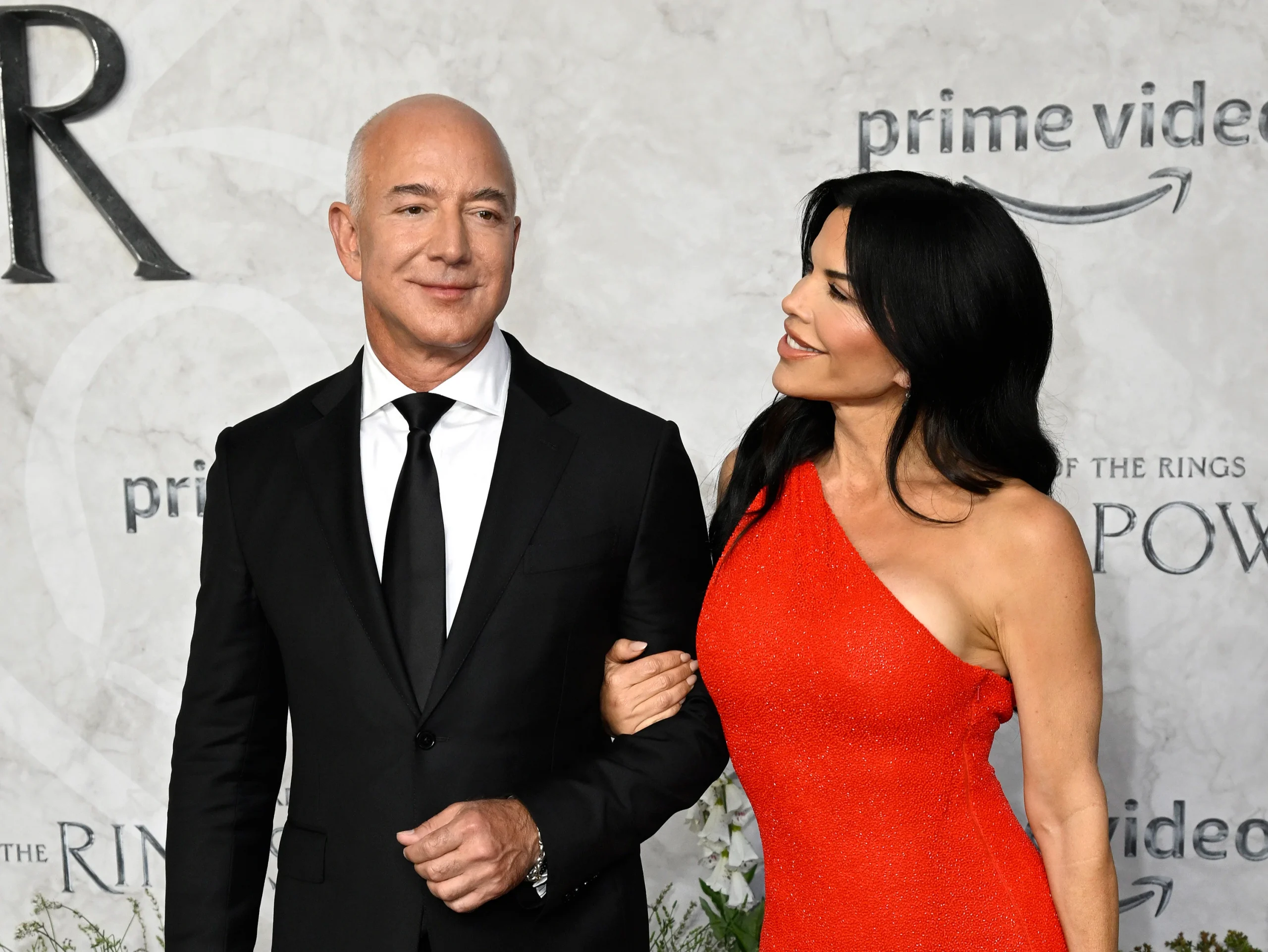 Amazon Founder Jeff Bezos Engaged With Lauren Sanchez
