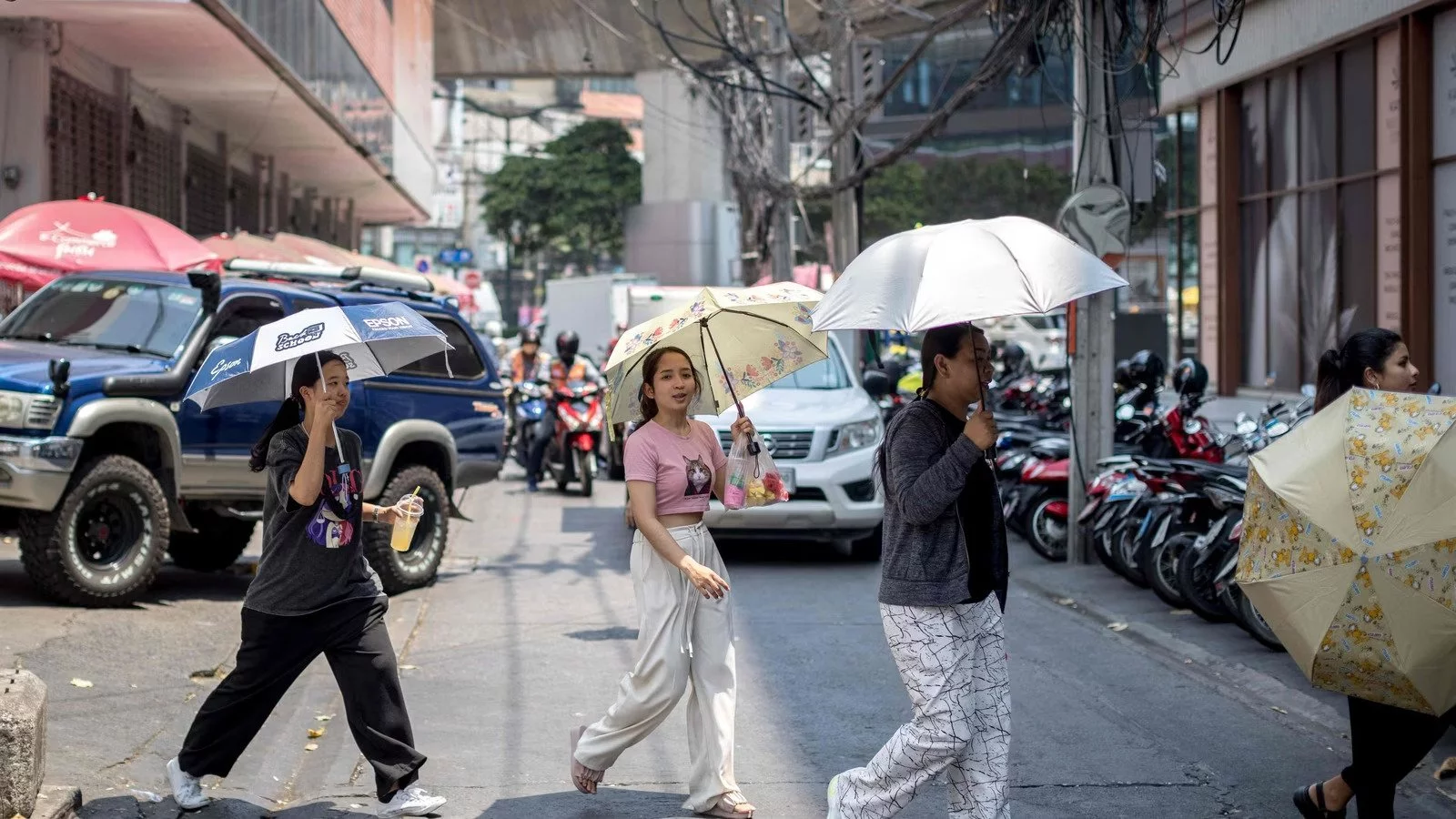 Vietnam’s Heat Breaks The Previous Record