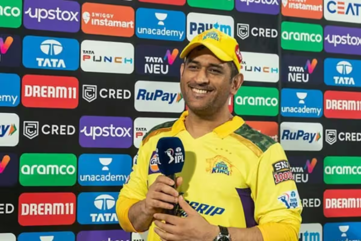 Dhoni Will Play Another IPL Season, Wants To To It For His Fans!