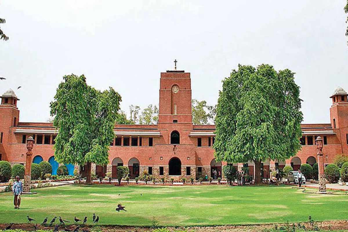 Delhi University All Set To Start 3 BTech Programmes With 360 Students This Year