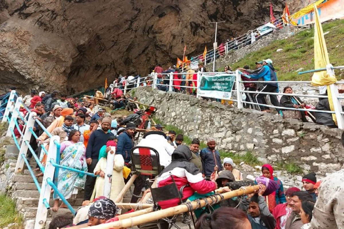 Amarnath Yatra: J-K Chief Secretary Chairs High-Level Meeting Of Civil Administration, Police; Takes Stock Of Arrangements
