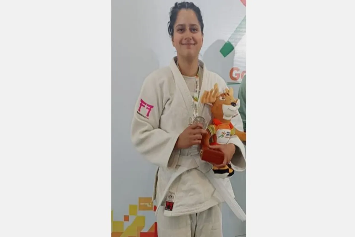 Jammu & Kashmir’s Tazeem Fayaz Wins Silver Medal in Judo Championship