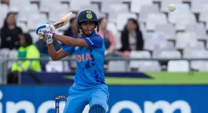 Third ODI Against Bangladesh, India’s Skipper Harmanpreet Kaur Aggressively Smashes Stumps With Her Bat