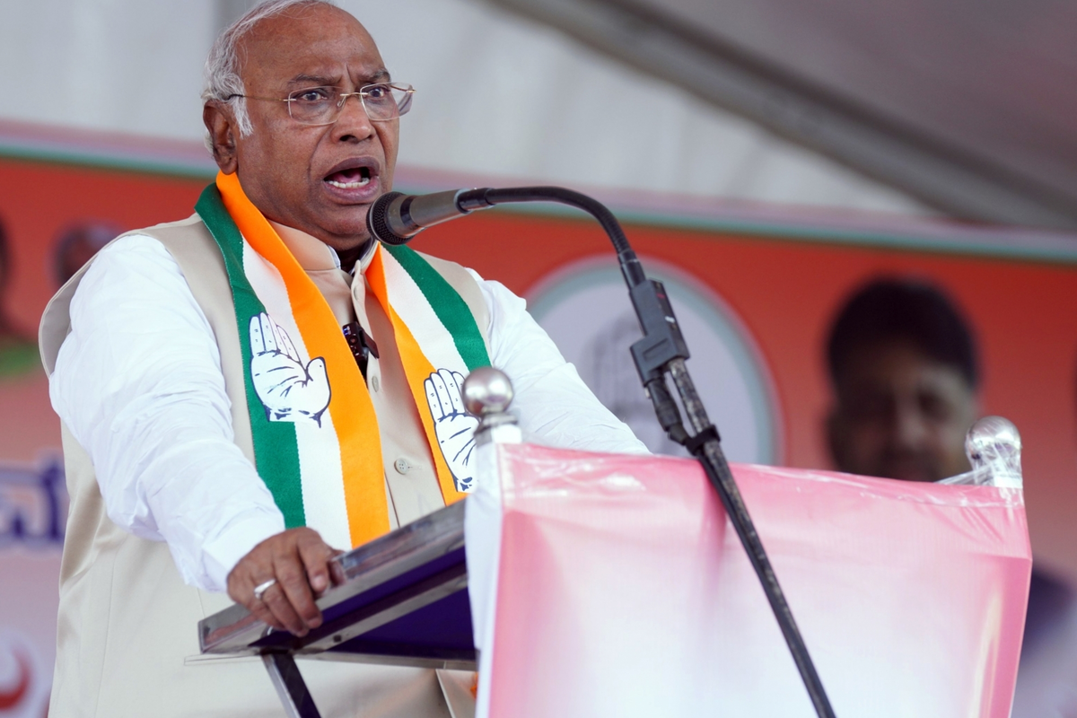 Congress Committed To Progress Of Telangana: Kharge