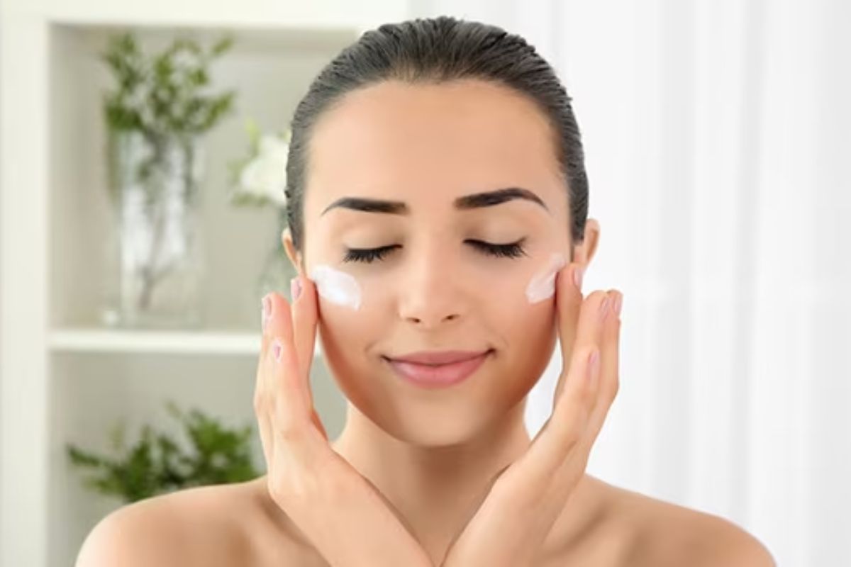 Bedtime Routine for Glowing Skin During Monsoons: Unlocking the Secret to Radiance