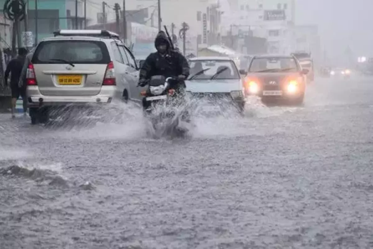 Gujarat Hit Hard By Rain, Receives 398 mm In 24 Hours
