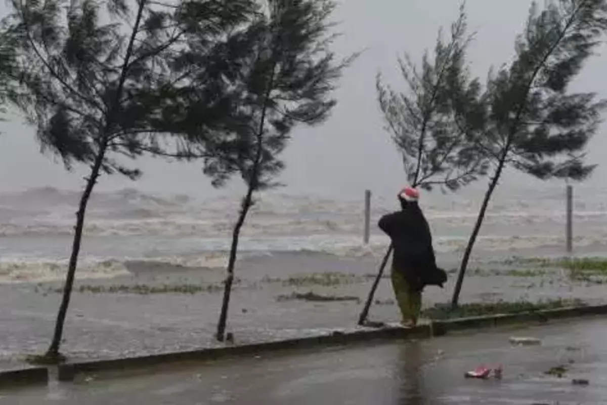 Typhoon Doksuri Threatens Beijing