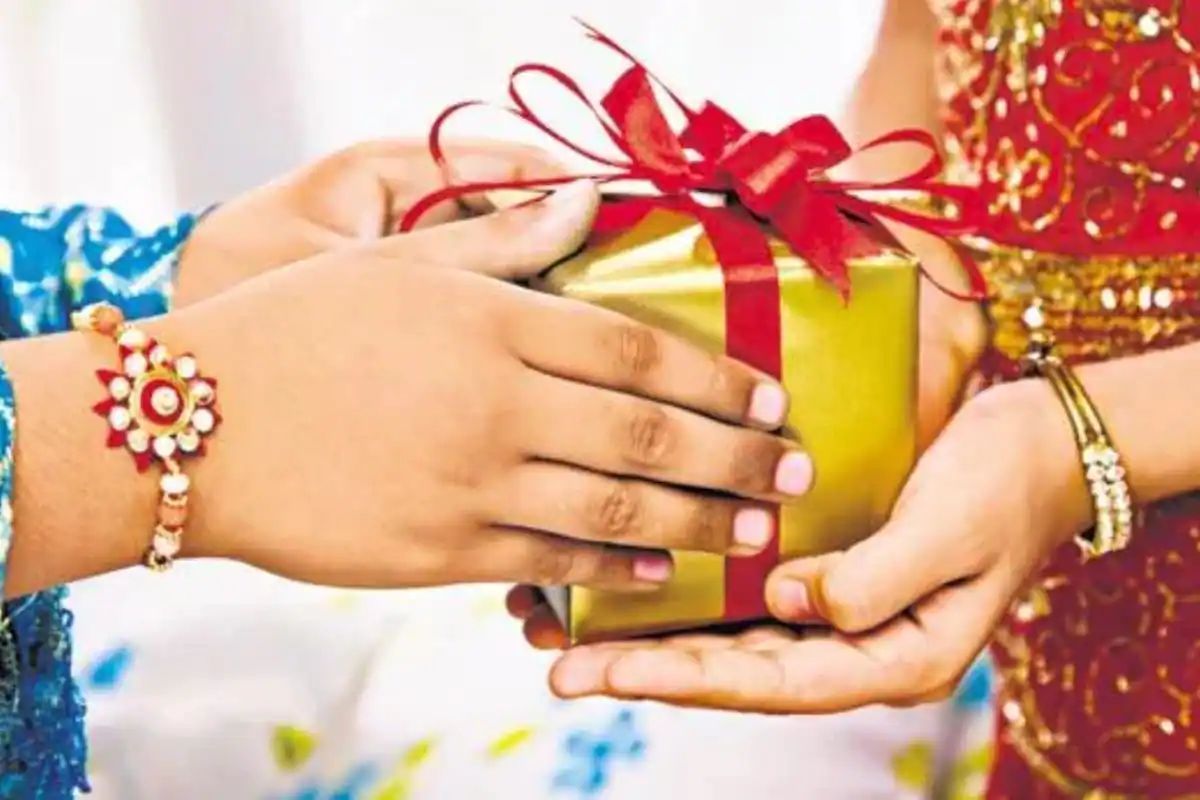 Thoughtful Raksha Bandhan Gift Ideas For Your Beloved Sister