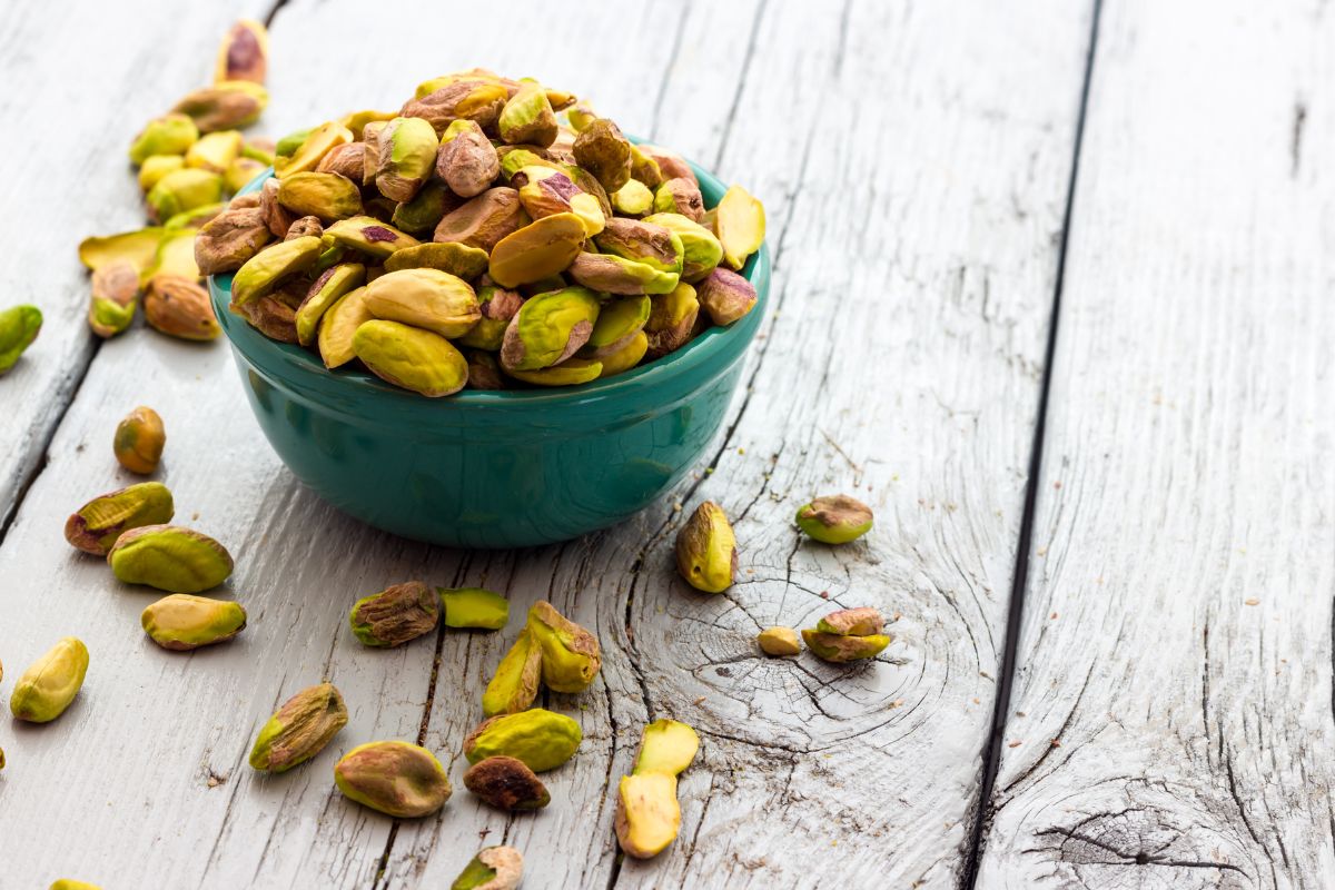 The Irresistible Health Benefits Of Eating Pistachios
