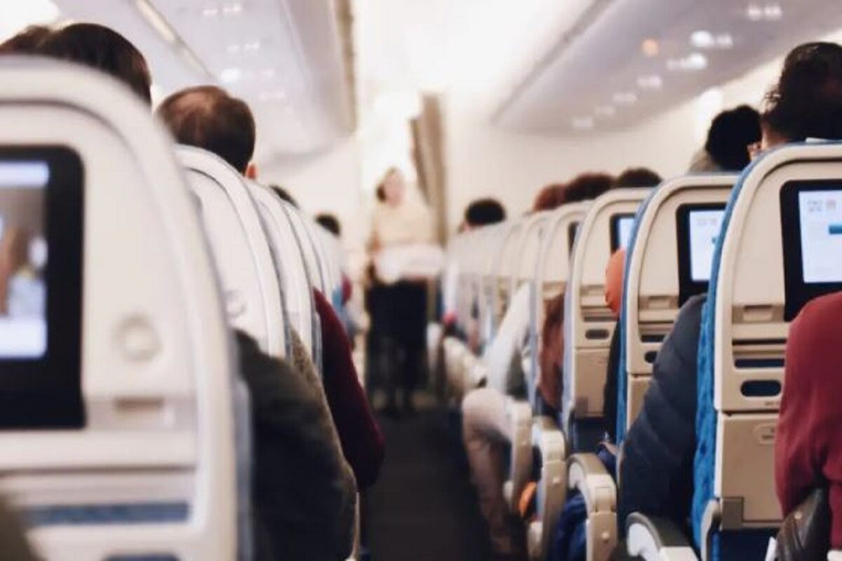 Passenger Takes Obscene Images On Flight; Women’s Panel Issues Notice