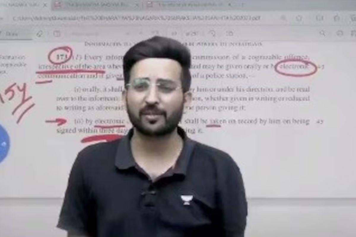 Unacademy Sparks Controversy On Social Media, Says ‘Do Not Vote For Illiterate Politicians’