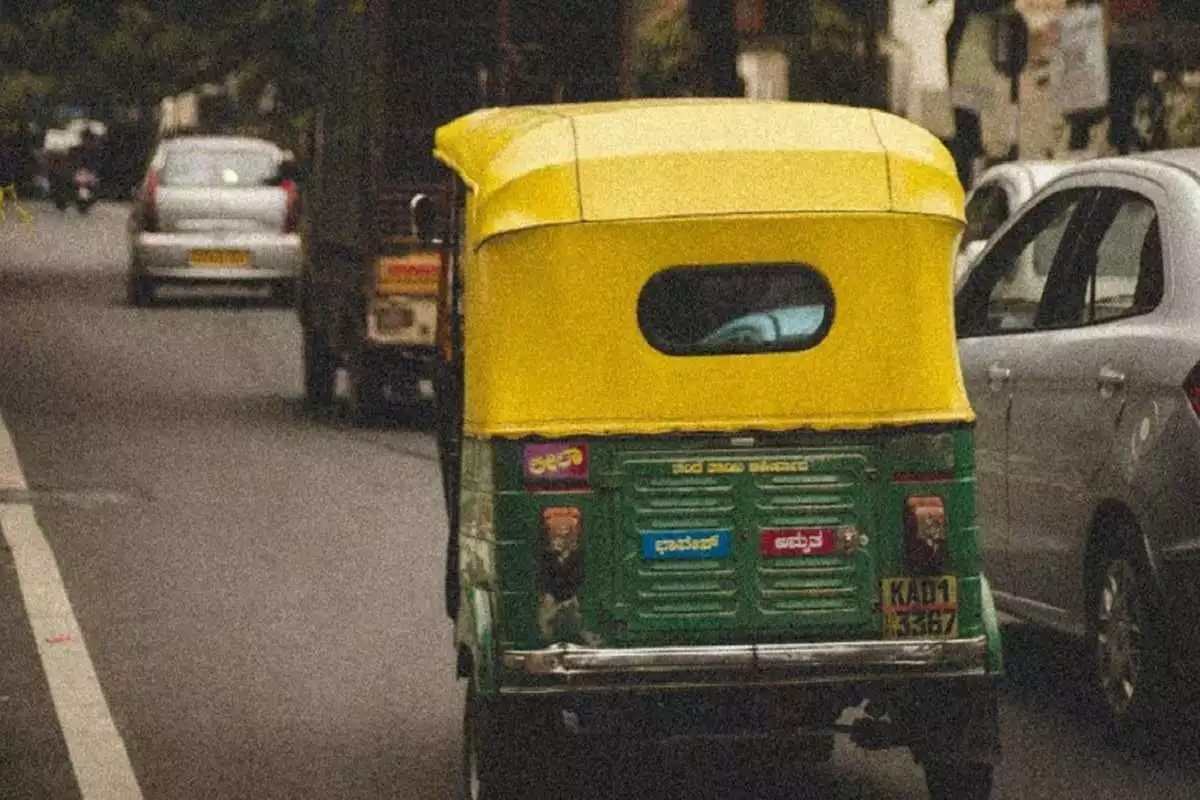 Internet Is Impressed By a Woman’s Advice For Bengaluru Auto Drivers Expecting Passengers To Speak Kannada