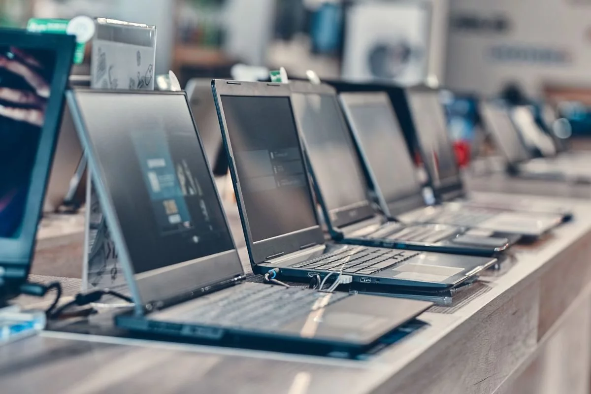 Government Imposes Import Restrictions On Laptops, Tablets And Computers