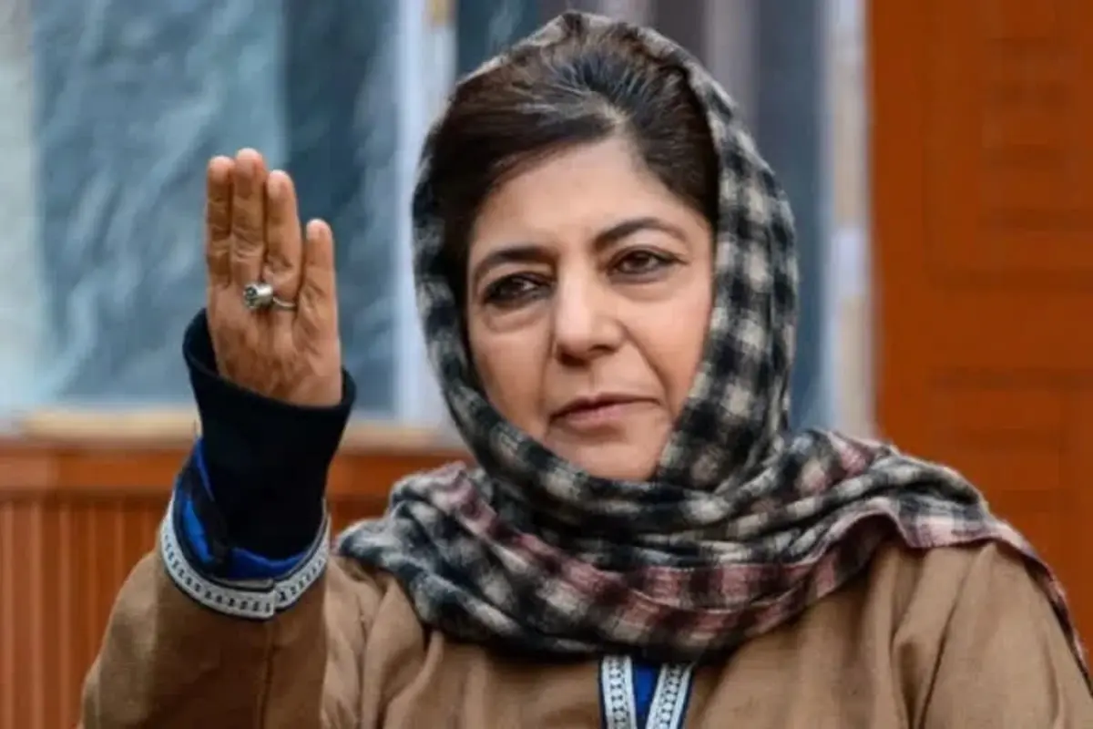 ‘J-K Administration Removing Kashmiri Workers From Service Selectively’ Says Mufti Mehbooba