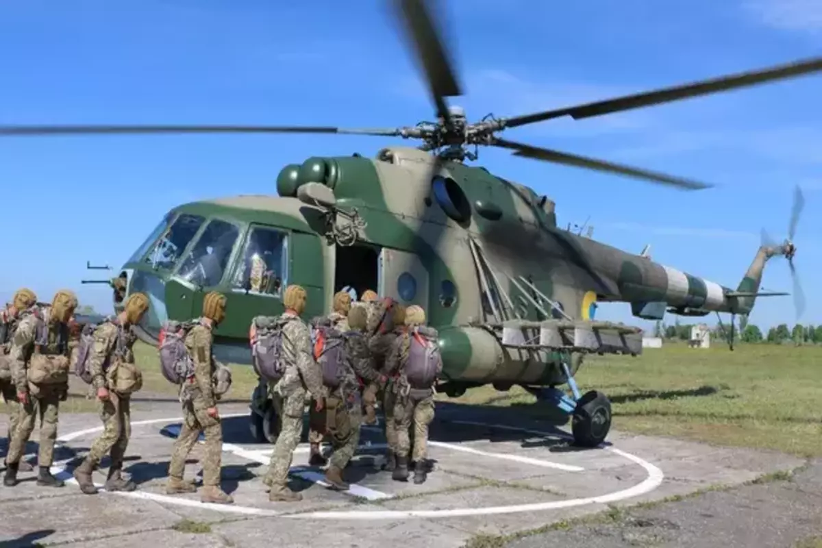 Ukrainian Military: Helicopter Incident Leads To Death Of 6 Servicemen