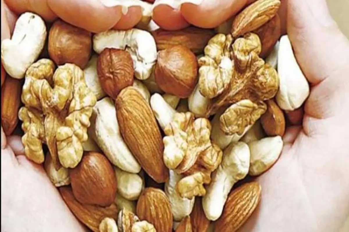 Say Bye Bye To Extra Fat: Lose Weight And Promote Heart Health With These Nuts