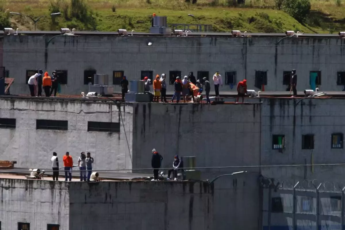 Ecuadorian Detainees Free 57 Guards And Police Officers