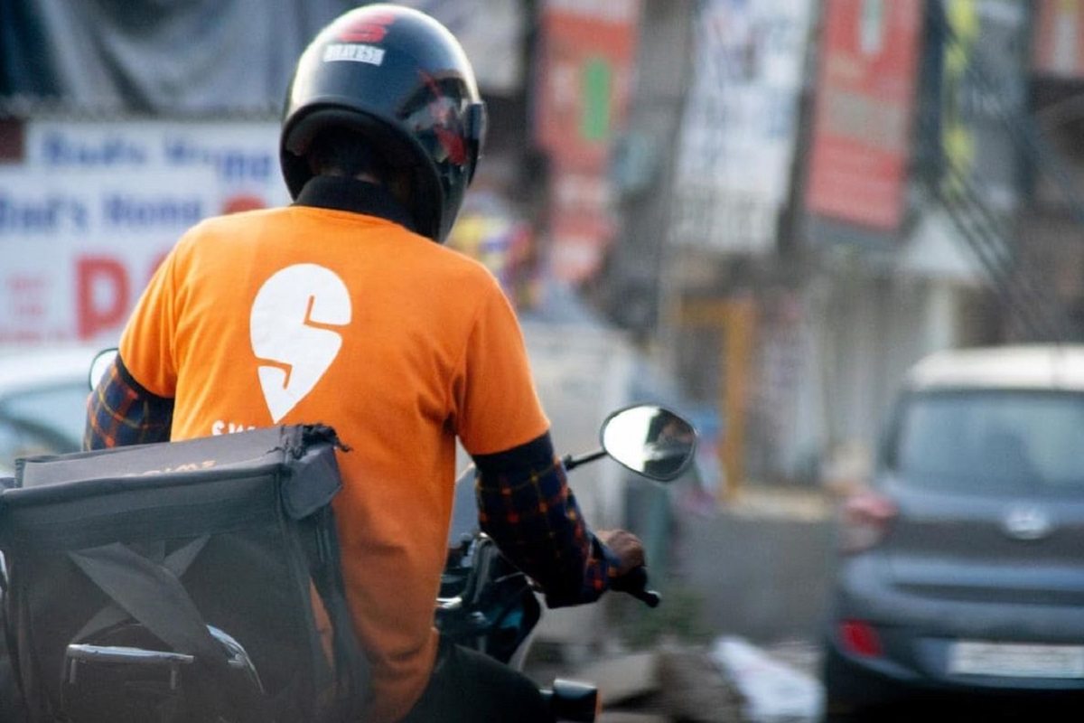 The Question “Who Are You?” Rises During The India vs Pakistan Match By Swiggy After Bengaluru Resident Orders 62 Units Of Biryani
