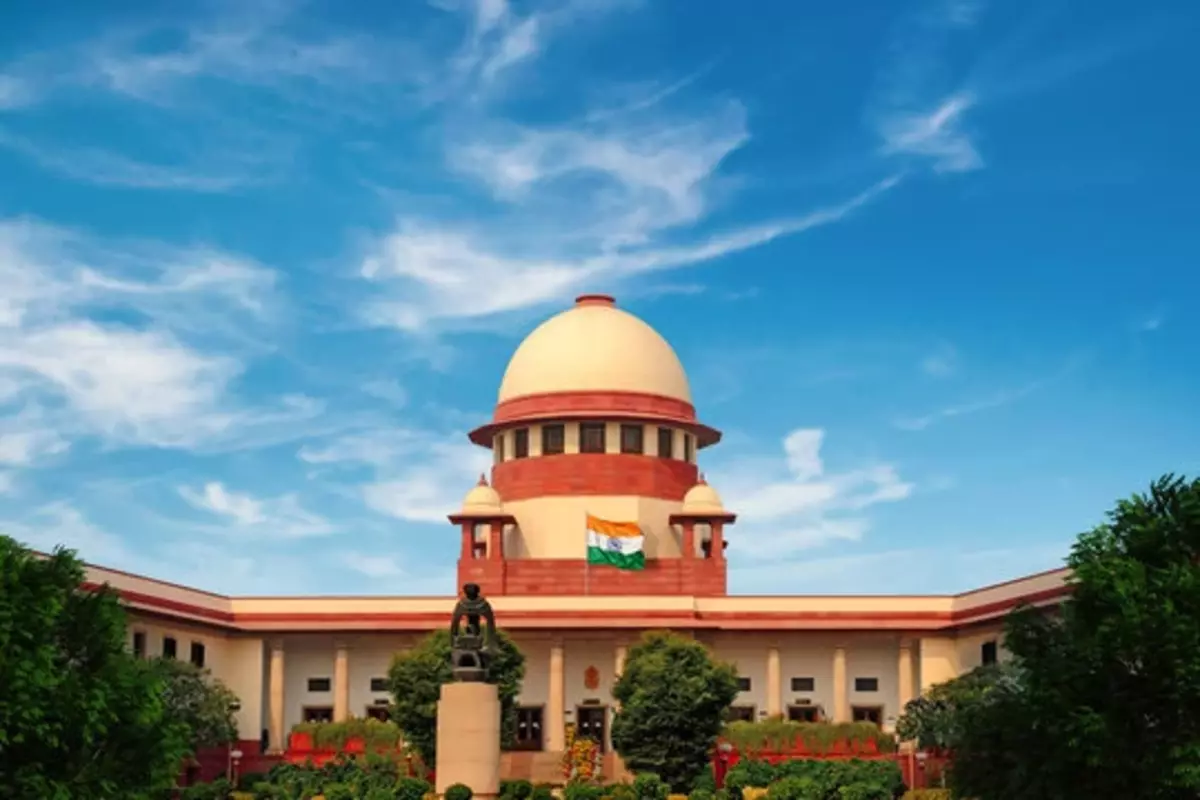 Manipur violence: The SC Requested The Govt To Submit Updates On Confiscated Weapons