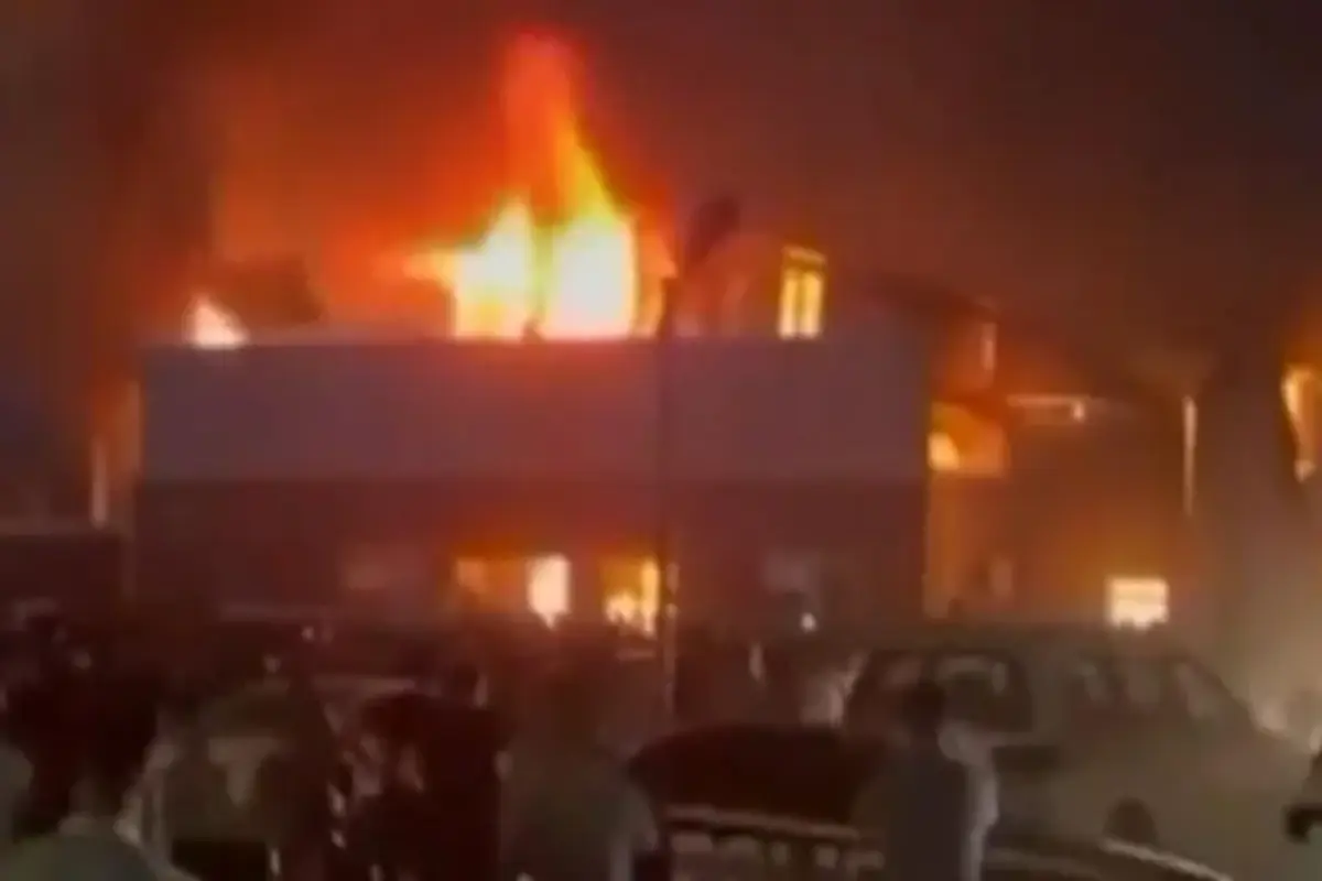A Huge Fire At A Christian Wedding Ceremony In Iraq Left Over 100 People Dead