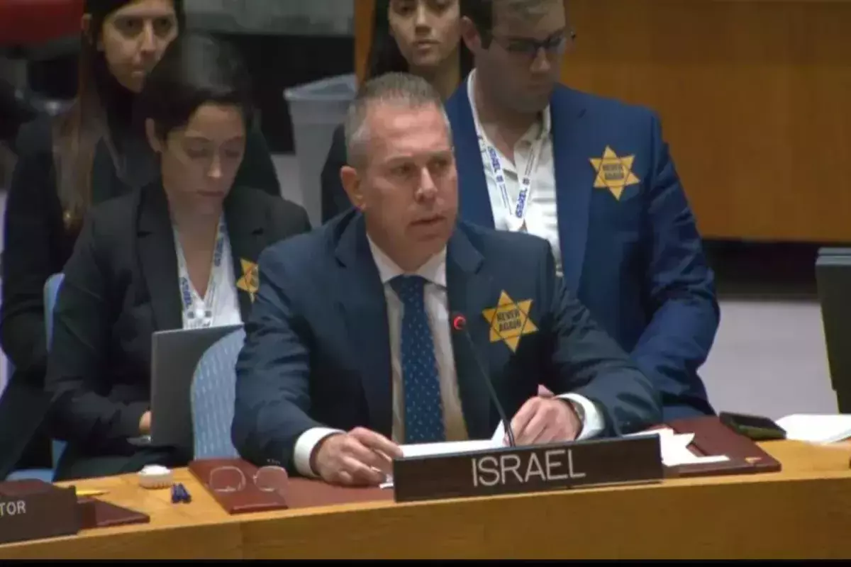 Israel’s Envoy wears a yellow star at UN, saying, “We will wear this until…”
