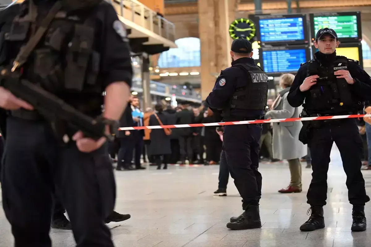 Following Threats Of Attack, 6 French Airport Evacuated