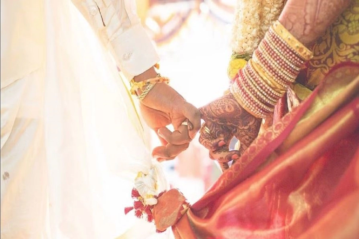 Allahabad HC: Hindu Marriages Are Not Valid Without ‘Rituals’