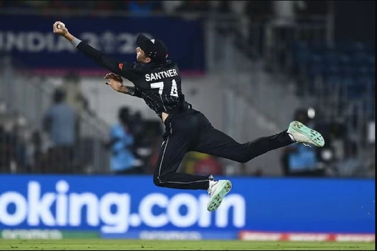 Watch: ‘No. 1 Catch’ of the World Cup By Mitchell Santner from New Zealand, ICC Issues a “Screamer Alert”
