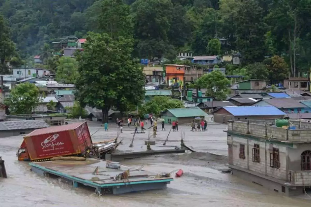 These Heart Wrenching Narratives From Sikkim Relief Camps Will Leave You With Tears  