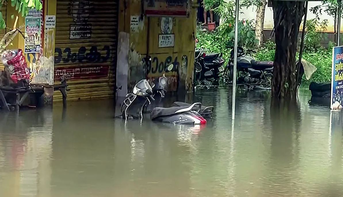 Rain in Kerala closes schools and institutions in Thiruvananthapuram as homes are affected