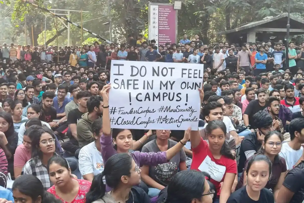 Female students of IIT-BHU molested, stripped naked, shot on camera; Massive protest breaks out