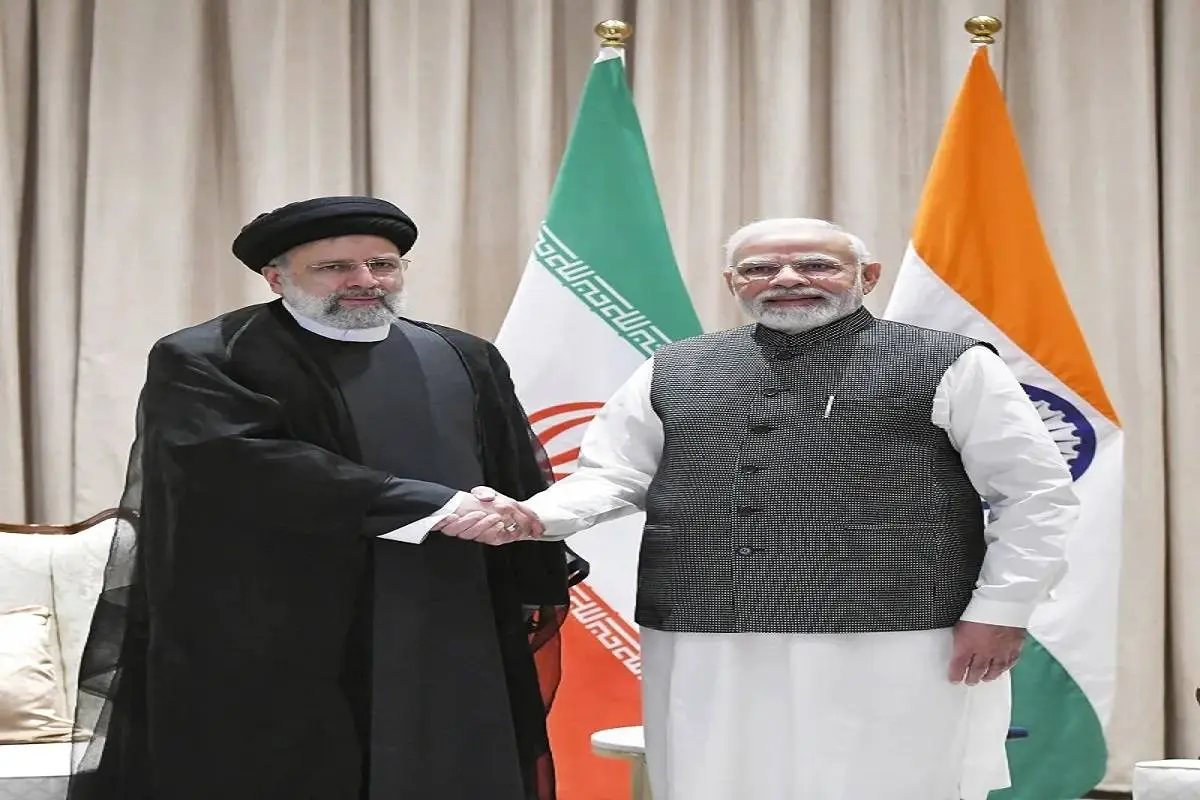 The president of Iran further informed PM Modi that Tehran is in favor of any international cooperation in achieving an instant cease-fire.