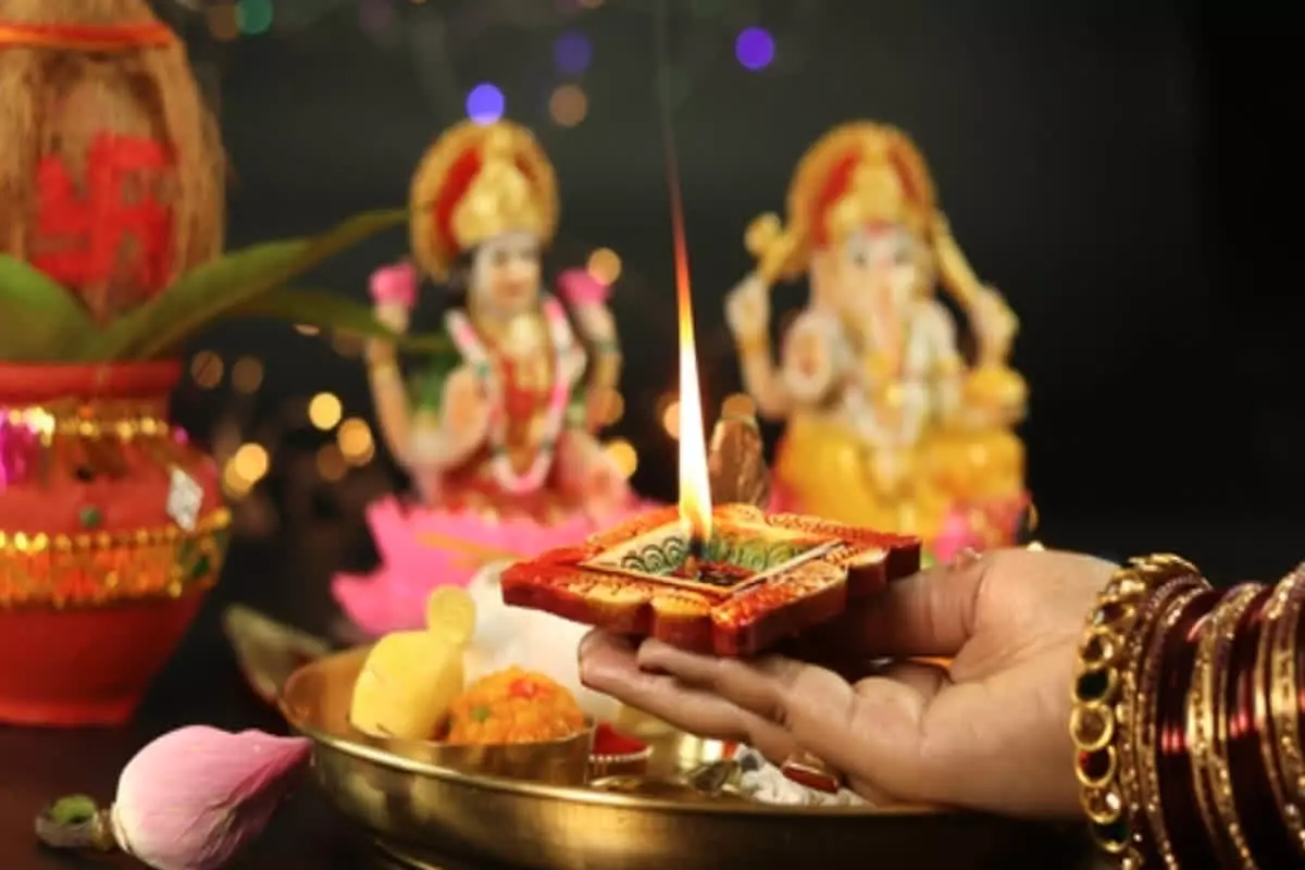 Diwali 2023: 6 Crucial Vastu Suggestions to Bring Fortune Home During This Joyful Season
