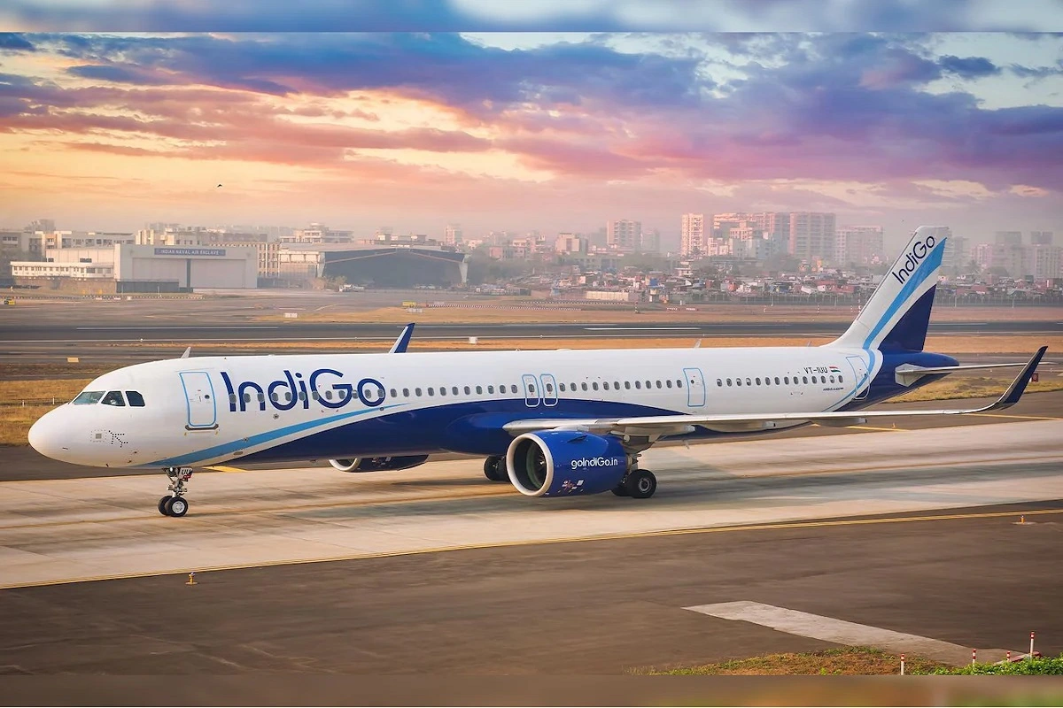 Bengaluru: IndiGo ‘Tricks’ passengers to get off from the plane to avoid flying with just six inside